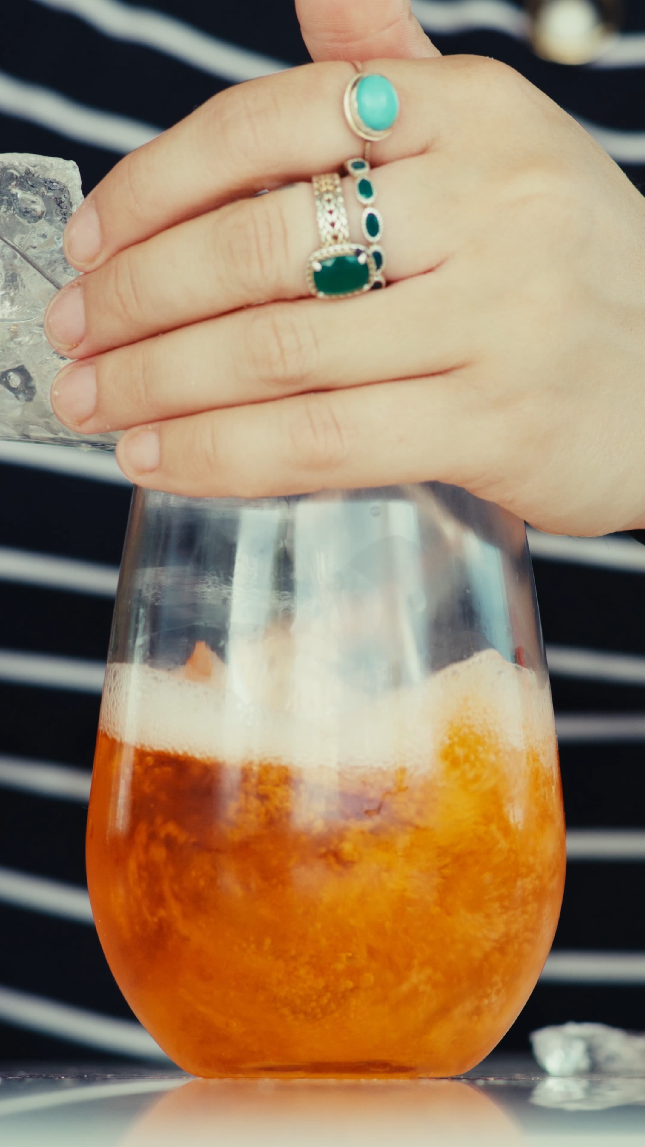 Kipos — Aperol Spritz — frame 4