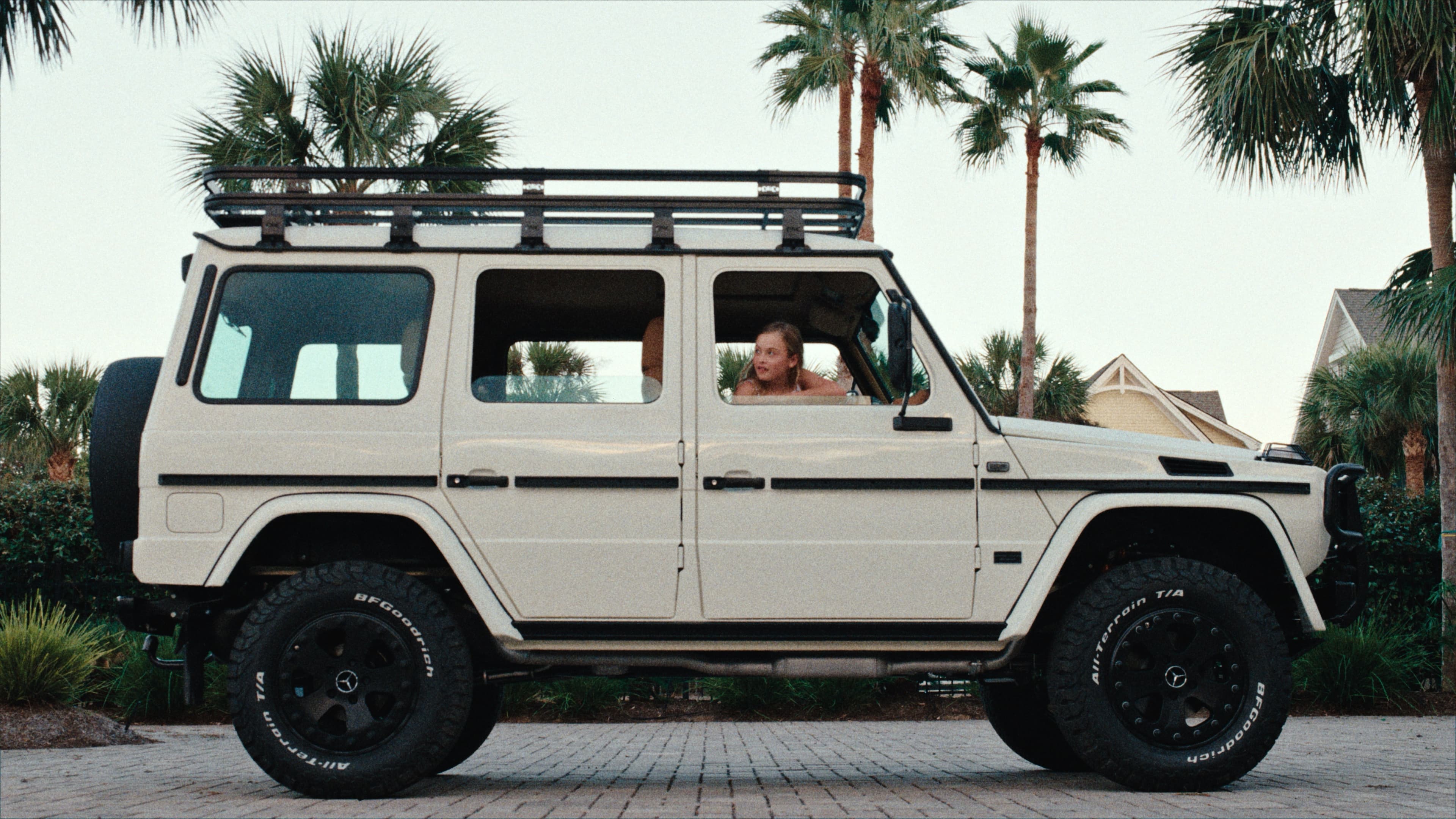 Banyan Motors — Sunset — frame 3