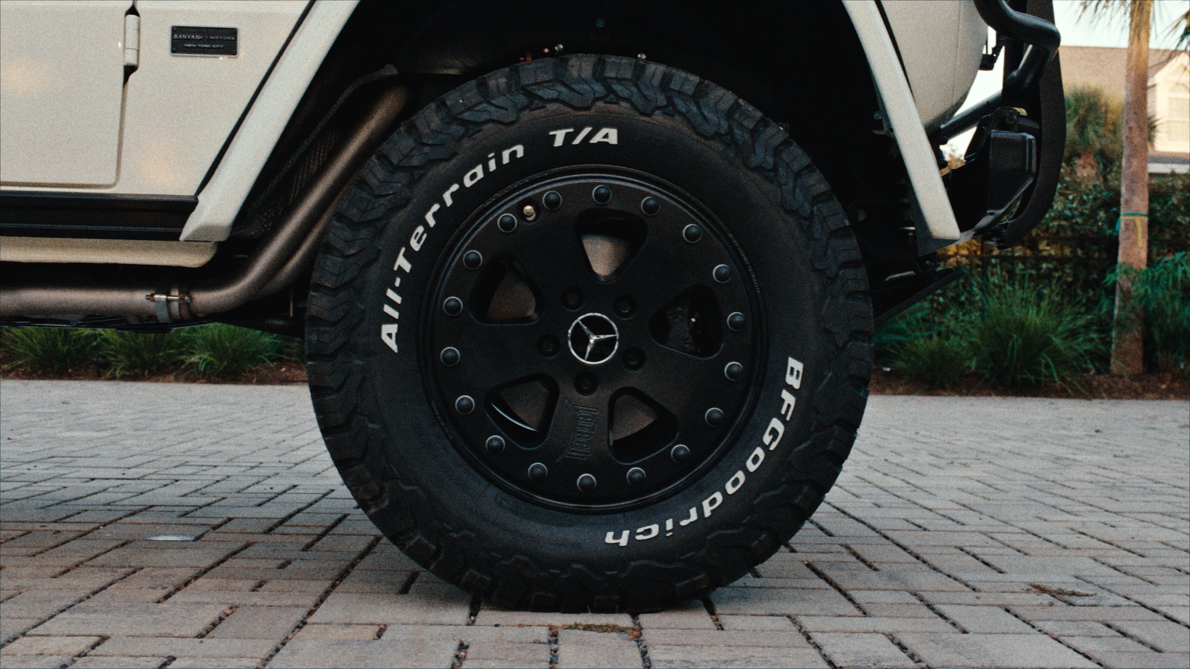 Banyan Motors — Sunset — frame 5