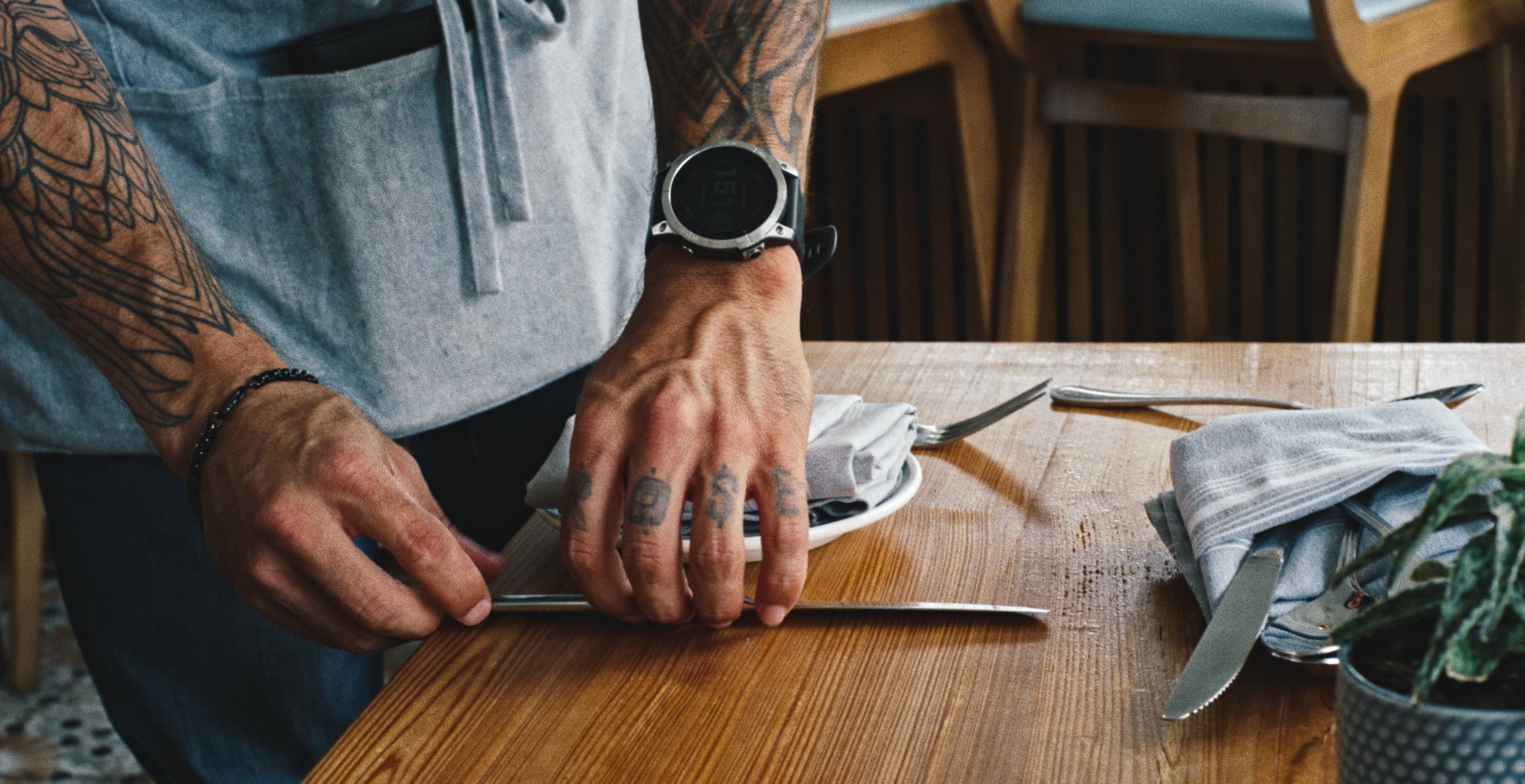 Perla — Spec Ad — frame 13