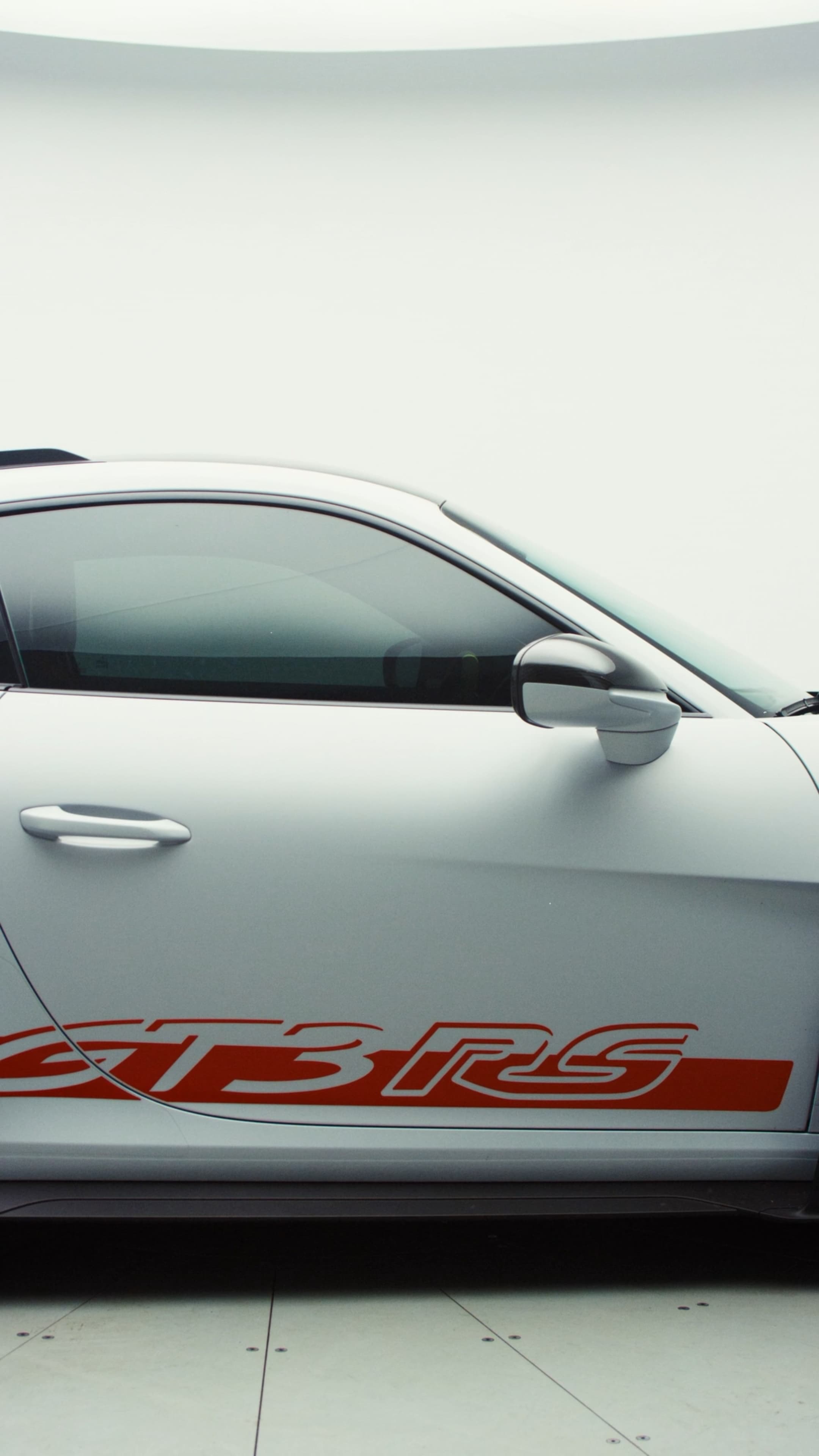 Porsche 911 GT3 RS — frame 1